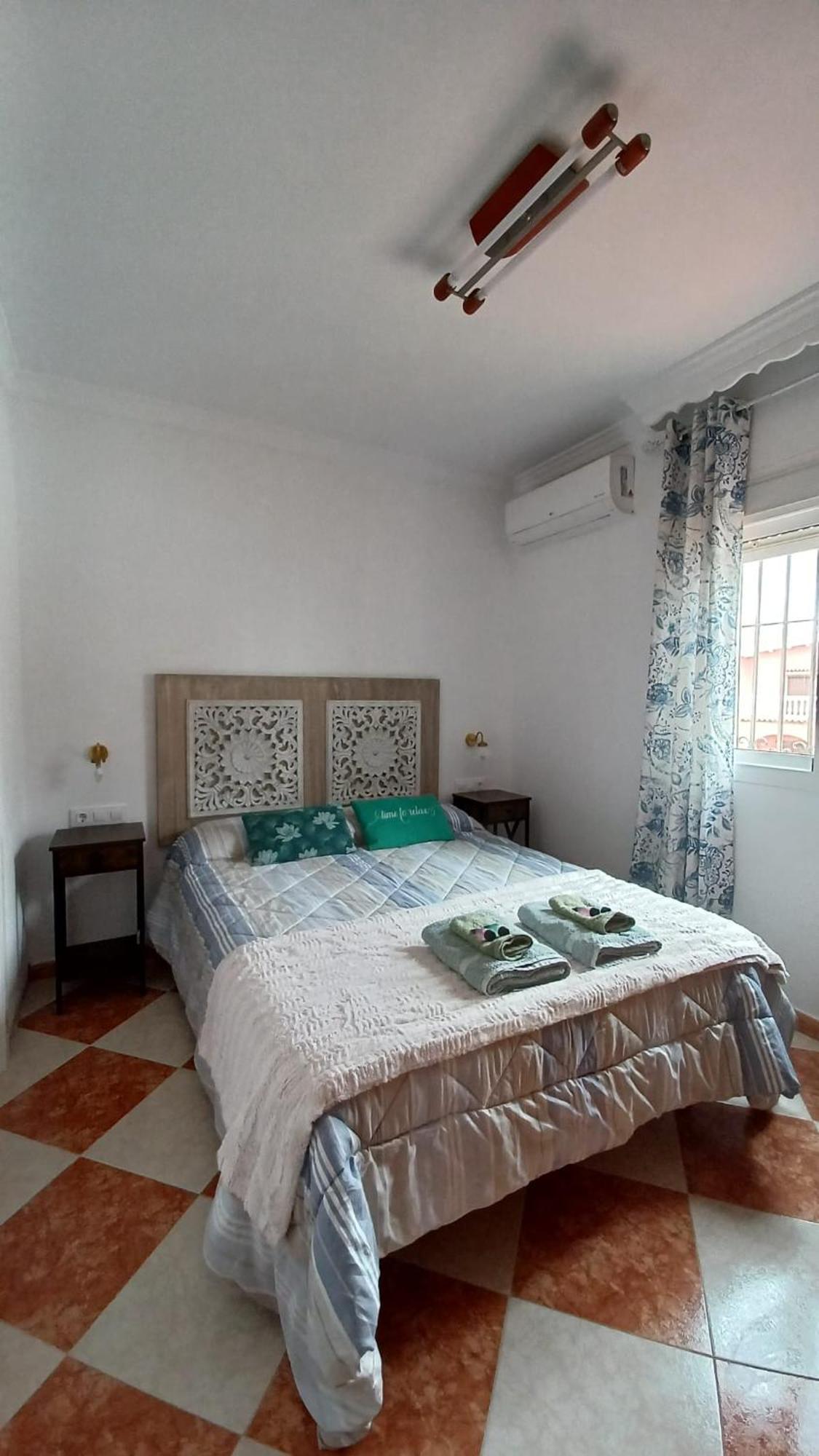 Gibraltar Views Guest House La Linea de la Concepcion Quarto foto