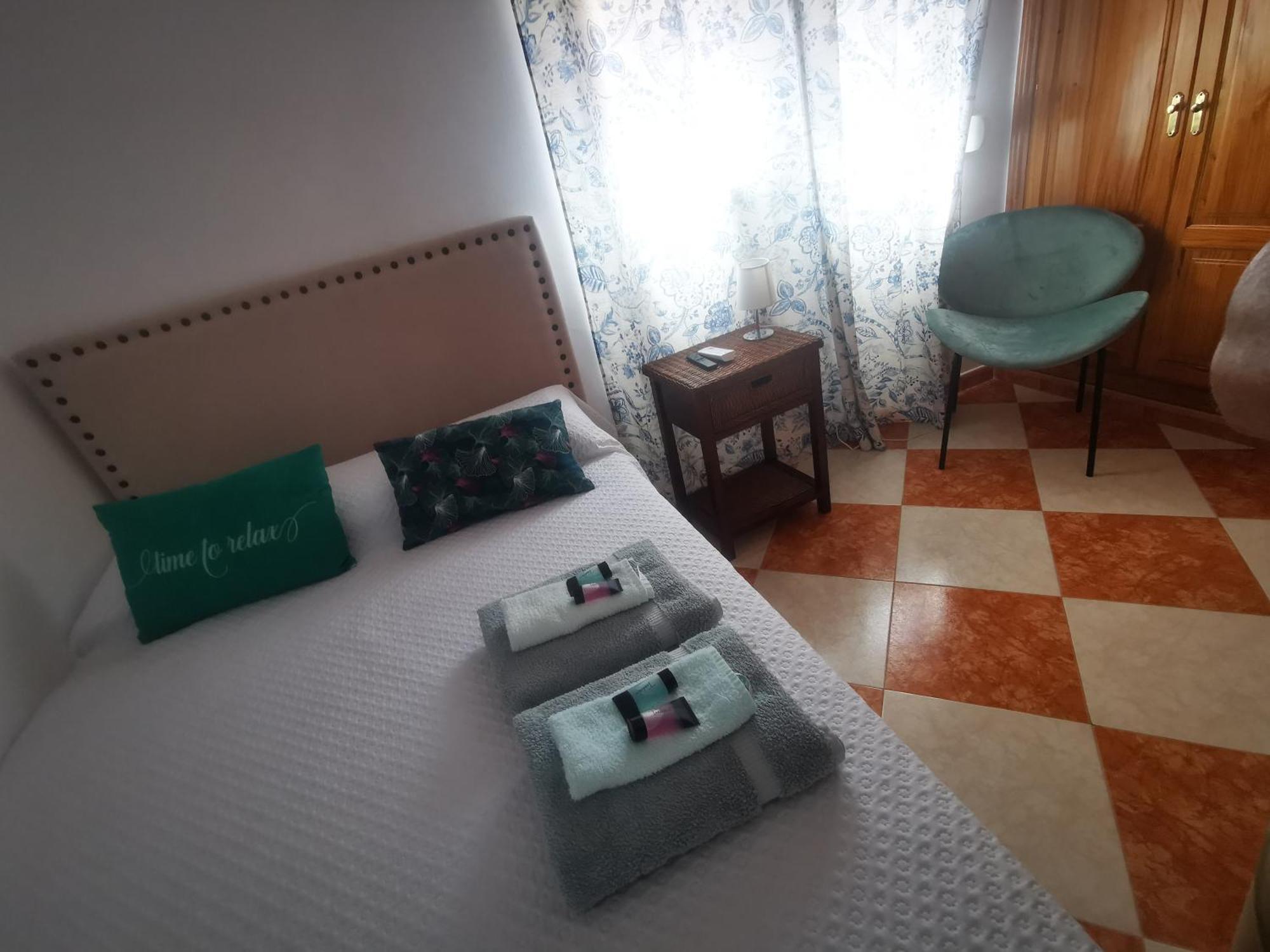 Gibraltar Views Guest House La Linea de la Concepcion Quarto foto