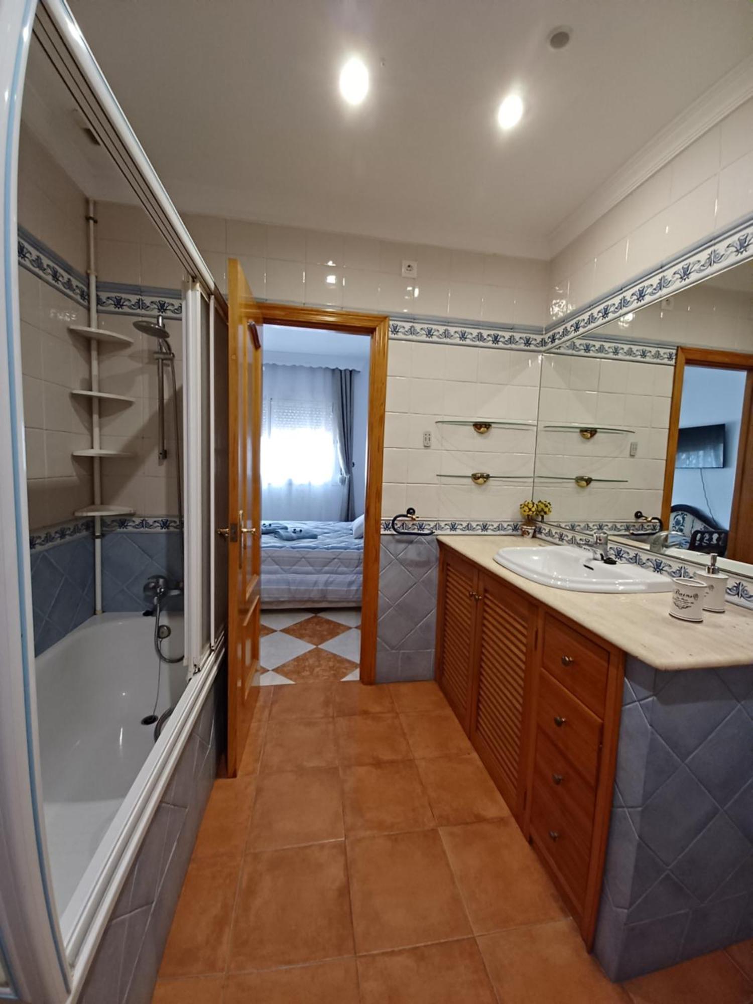 Gibraltar Views Guest House La Linea de la Concepcion Quarto foto